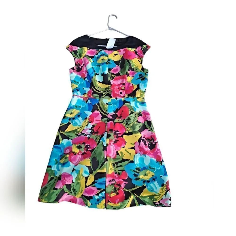 Cynthia Steffe Greta MINI vibrant Floral A-Line Dress Size 8 - Picture 3 of 7
